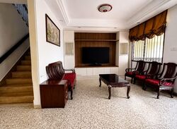 Peakview Estate (D16), Terrace #597084051